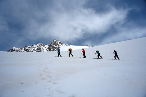 滑雪登山亚洲杯中国队收获四金(图1)
