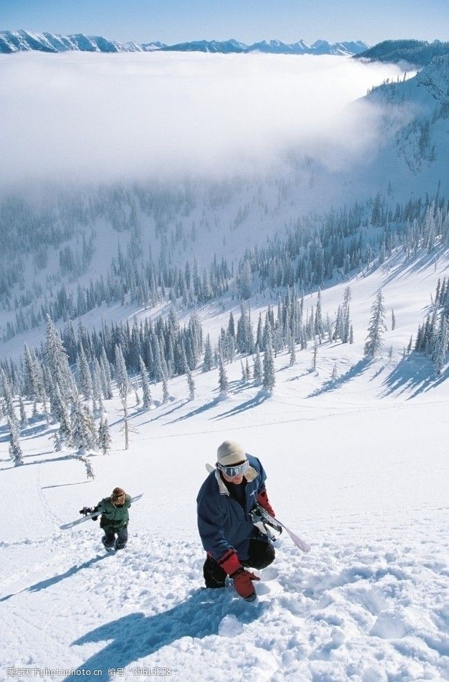 三亿体育科技股份有限公司滑雪登山混合接力:法瑞西三强!(图1)